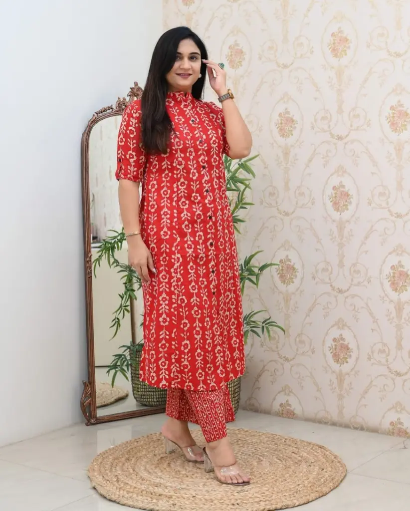 Red-Floral-Tapestry-Kurti-and-Palazzo-Set1.webp