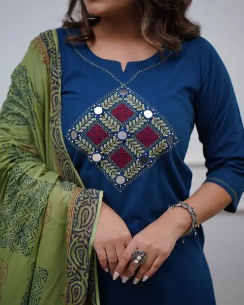 Blue-Embroidered-Cotton-Kurta-Pant-Set2.webp