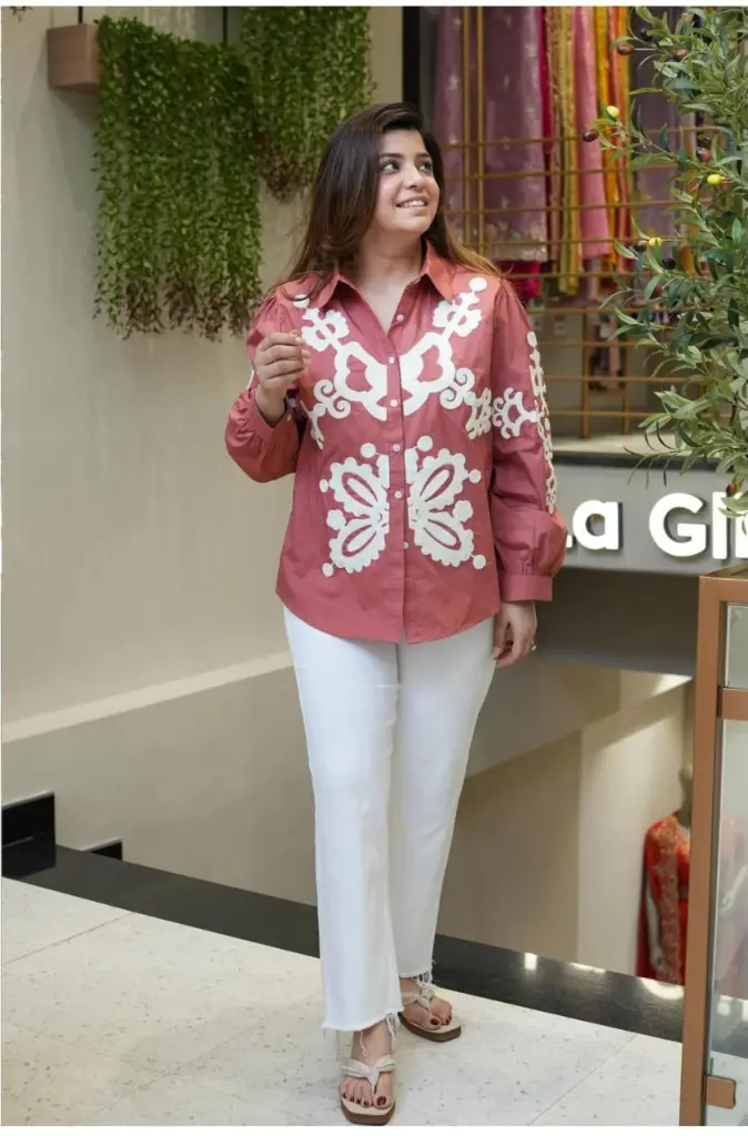Embroidered-Cotton-Shirt-Set-with-Poplin-Pants1.webp