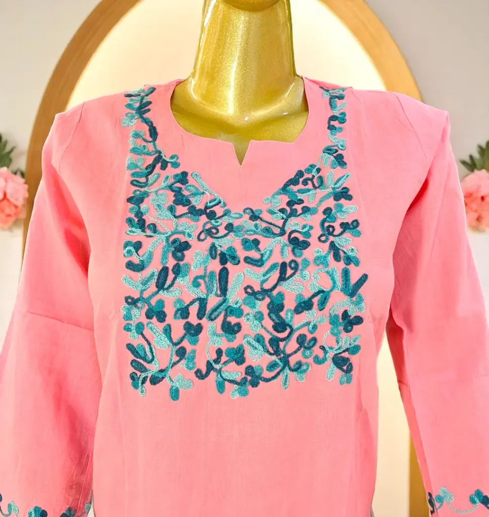Pink-Short-Kurti-with-Kashmiri-Embroidery02.webp