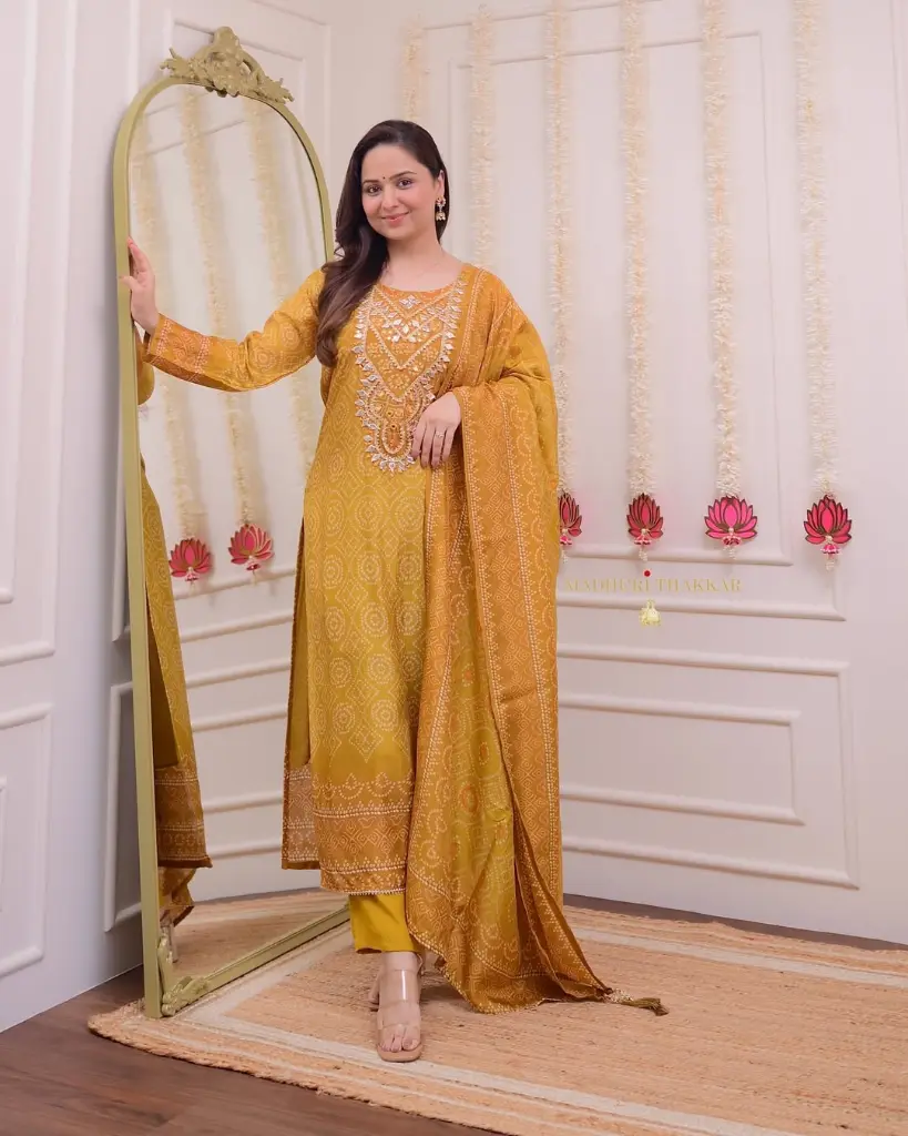 Mustard-Yellow-Bandhani-Print-Kurta-Set-with-Embroidered-Detailing2.webp