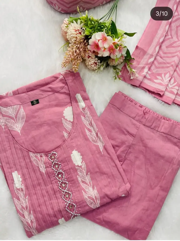 Hand-Embroidered-Anarkali-Kurta-Set-with-Malmal-Dupatta-Pink6.webp