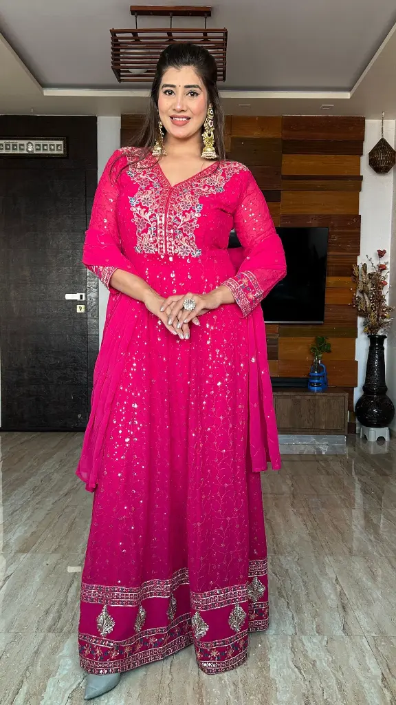 Majenta-Embroidered-Georgette-Anarkali-Suit5.webp