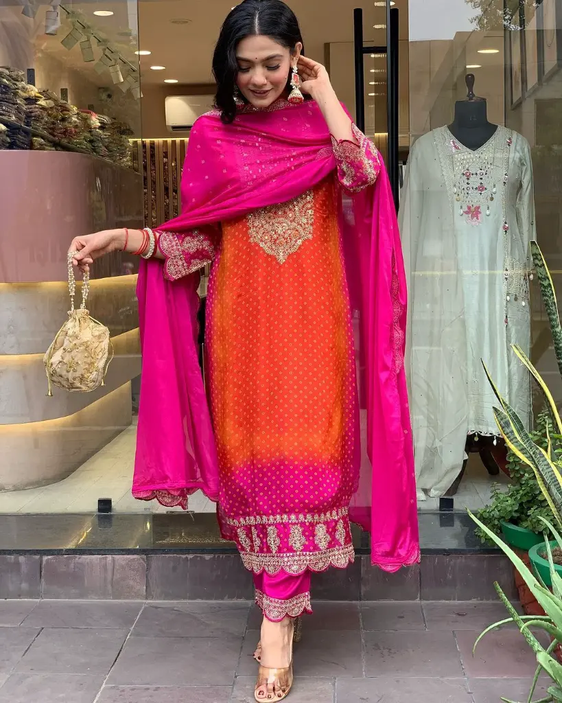 Sunset-Hues-Bandhani-Print-Kurta-Set2.webp