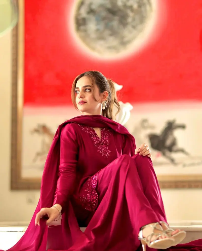 Crimson-Farshi-Salwar-Kameez-with-Embroidered-Detail4.webp