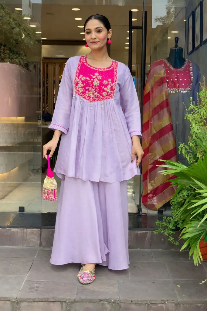Light-Purple-Shining-Glass-Tissue-Sharara-Kurta-Set-with-Magenta-Yoke-Floral-Embroidery-Pearl-Tassels4.webp