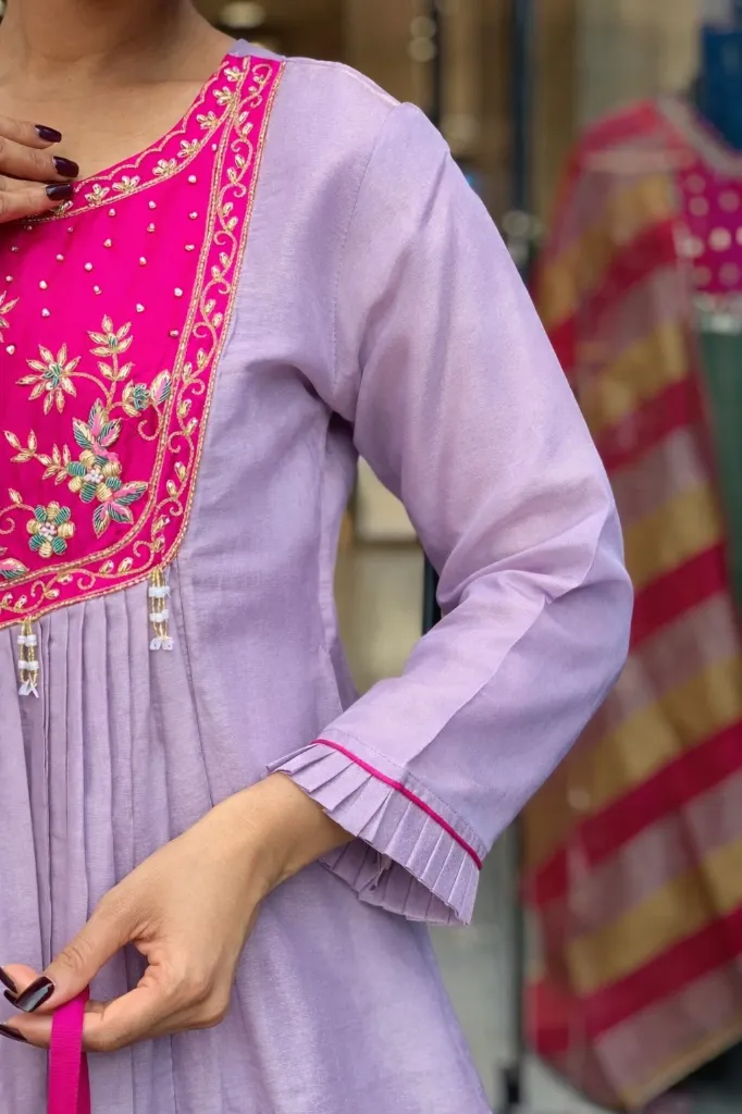 Light-Purple-Shining-Glass-Tissue-Sharara-Kurta-Set-with-Magenta-Yoke-Floral-Embroidery-Pearl-Tassels2.webp