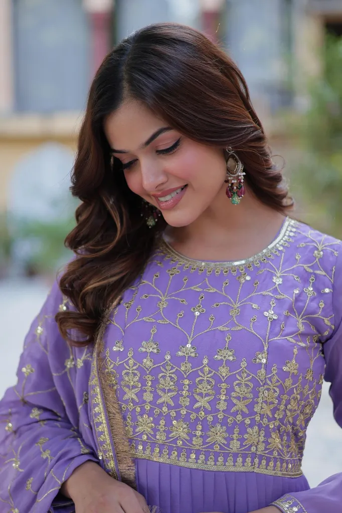 Premium-Star-Georgette-Fully-Flared-Anarkali-with-Designer-Embroidered-Dupatta5.webp