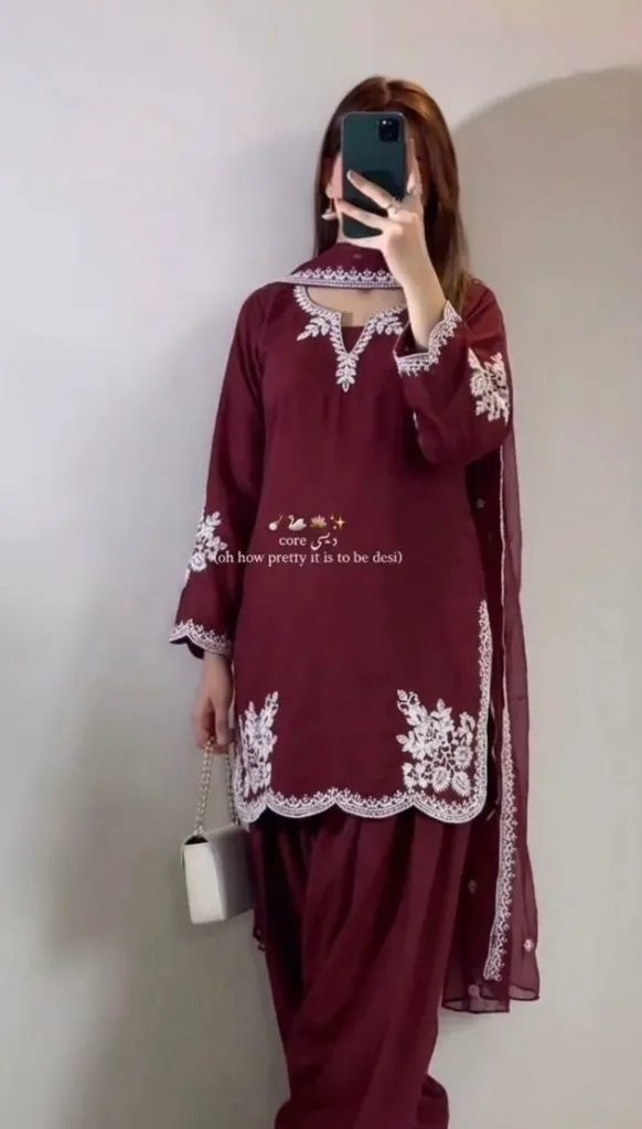 Designer-Roman-Cotton-Embroidered-Tunic,-Fully-Stitched-Farshi-Shalwar,-and-Tabby-Organza-Embroidered-Dupatta-3-Piece-Party-Wear-Set6.webp