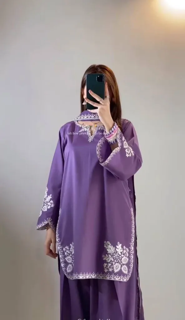 Designer-Roman-Cotton-Embroidered-Tunic,-Fully-Stitched-Farshi-Shalwar,-and-Tabby-Organza-Embroidered-Dupatta-3-Piece-Party-Wear-Set13.webp