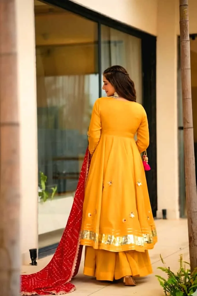 Pure-Soft-Chinon-Handmade-Gottapatti-Anarkali,-Full-Flair-Palazzo,-and-Bandhani-Cutwork-Dupatta-Set-Yellow5.webp
