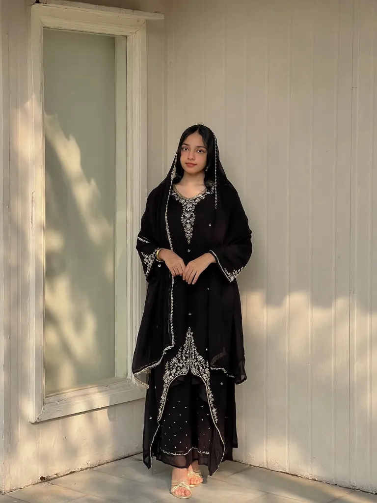 Heavy-Fox-Georgette-Embroidered-Long-Tunic-&-Moti-Work-Palazzo-Set-with-Lace-Border-Dupatta-Black3.webp