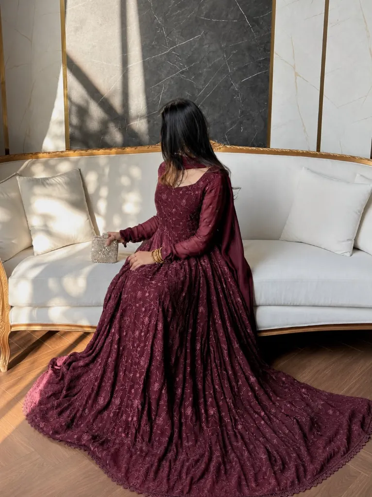 Heavy-Star-Georgette-Silk-Embroidered-Gown-with-Lace-Border-Dupatta-2-Piece-Set-Maroon2.webp