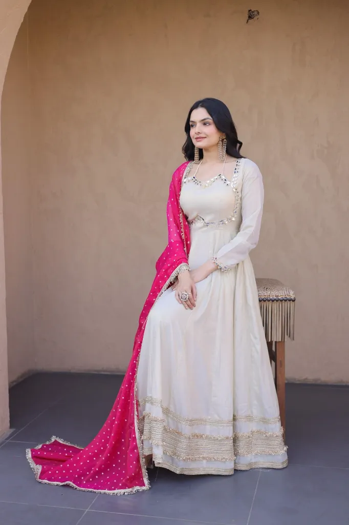 Cosmos-Silk-Real-Mirror-&-Zari-Embroidered-Anarkali-Set-Pink2.webp