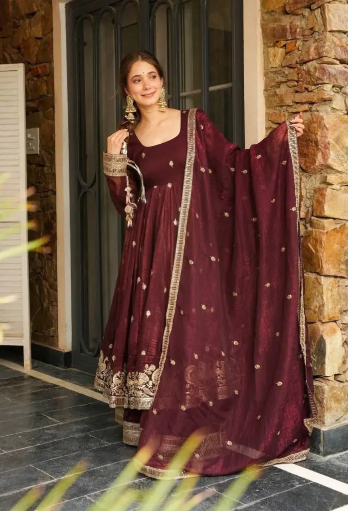 Gold-Crazy-Embroidered-Long-Kurti-with-Sharara-and-Dupatta-Set-Maroon4.webp