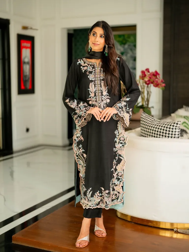 Designer-Party-Wear-Satin-Rayon-Oversized-Long-Kaftan,-Bottom,-and-Dupatta-Set4.webp