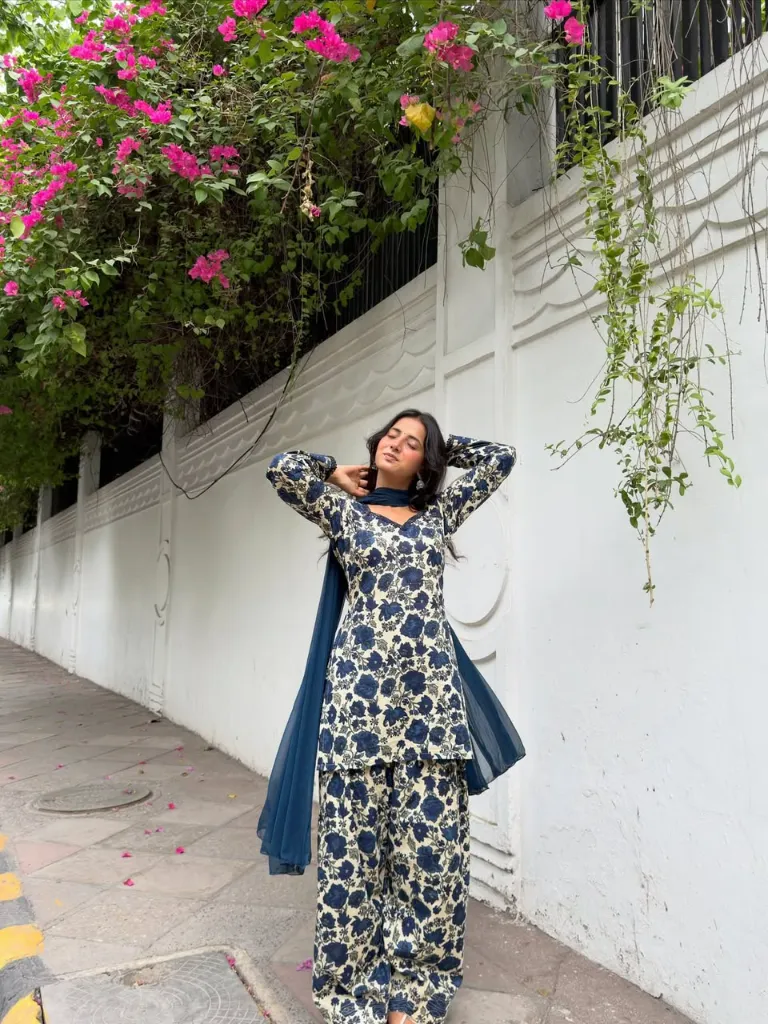 Heavy-Pure-Cameric-Cotton-Top-with-Farshi-Pant-and-Faux-Georgette-Dupatta-Set5.webp