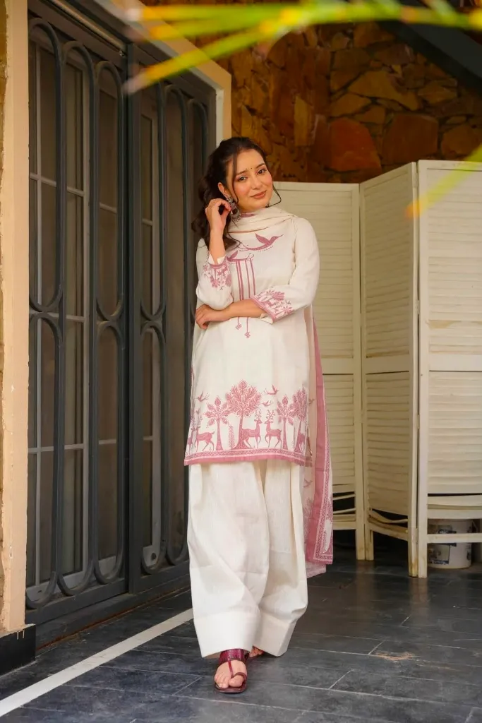 Heavy-Cambric-Cotton-Digital-Print-Top-with-Farshi-Salwar-and-Dupatta-Set1.webp
