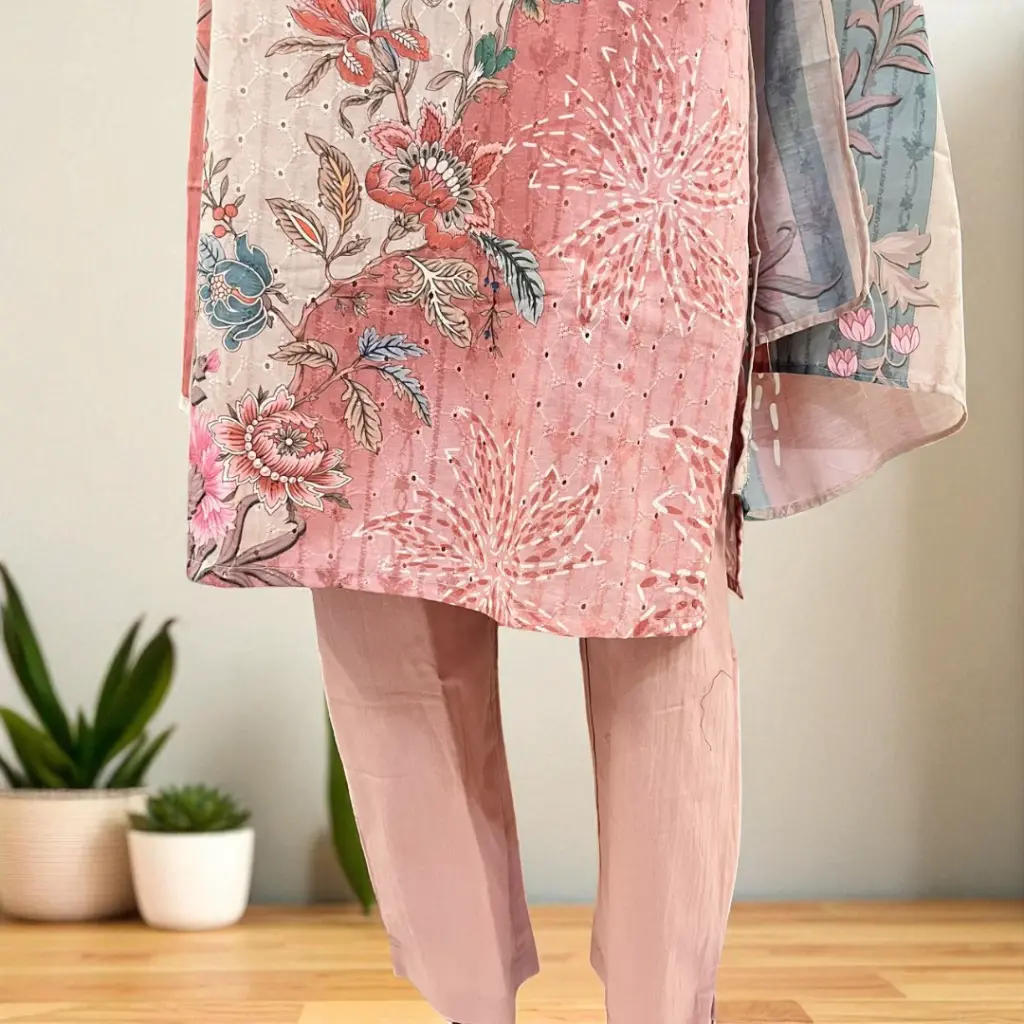 Peach-Floral-Printed-Palazzo-Kameez-with-Dupatta7-Photoroom.webp