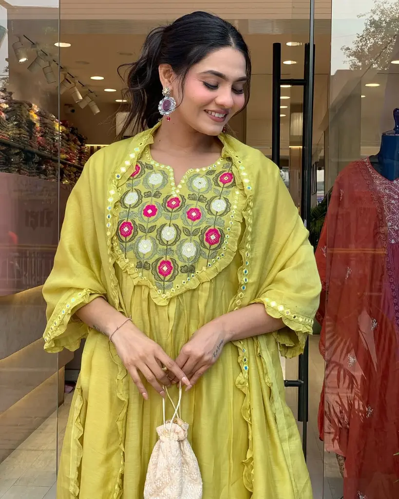 Embroidered-Anarkali-Suit-with-Lace-Dupatta3.webp