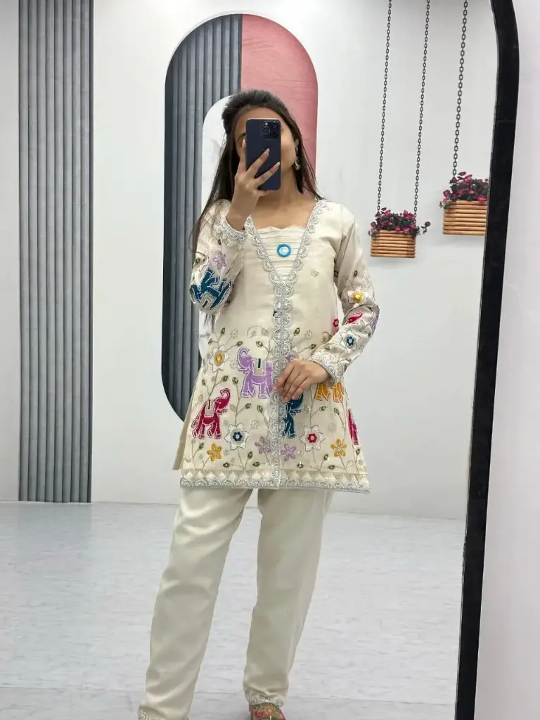 Luxury Ivory Shimmer Silk Co-ord Set – Embroidered & Beaded (M)