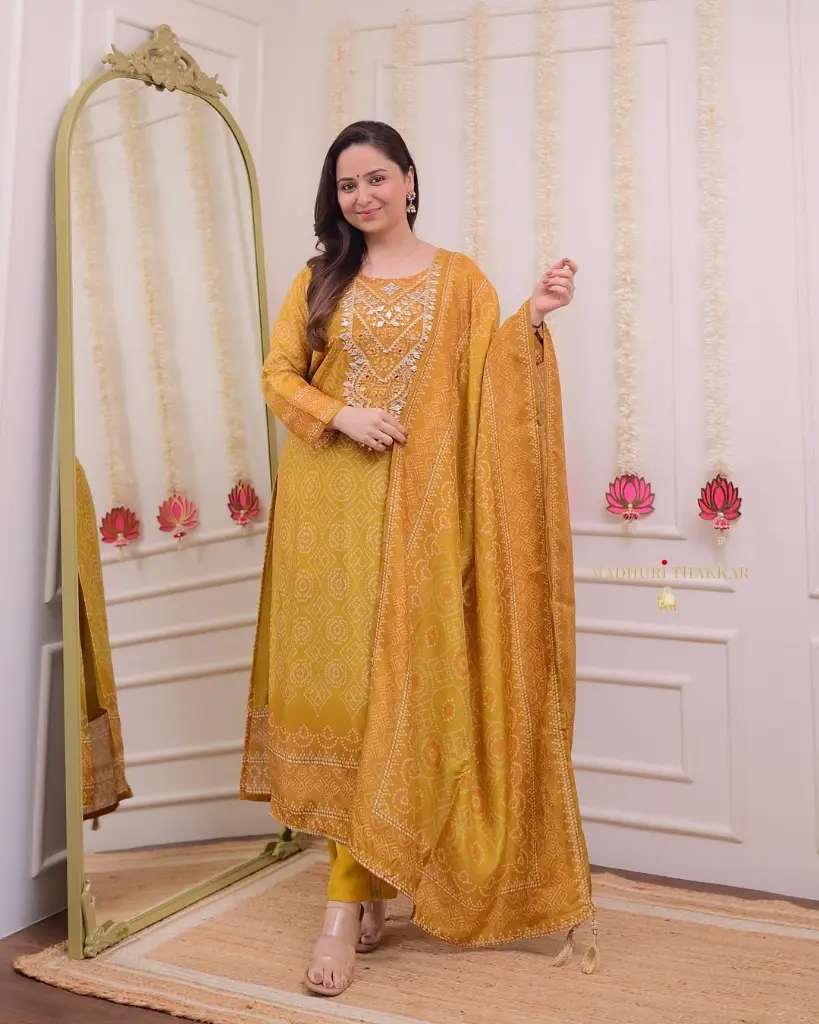 Mustard Yellow Bandhani Print Kurta Set with Embroidered Detailing