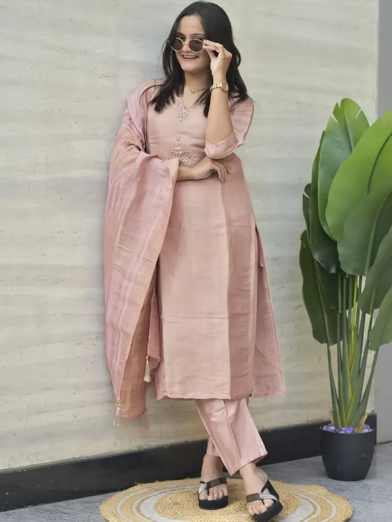 Premium Pure Banarasi Jacquard Zari Weaving Kurta with Full Handwork Neck, Maharaja Silky Pants, Banquard Dupatta, and Complimentary Bracelet 4-Piece Suit Set (M)