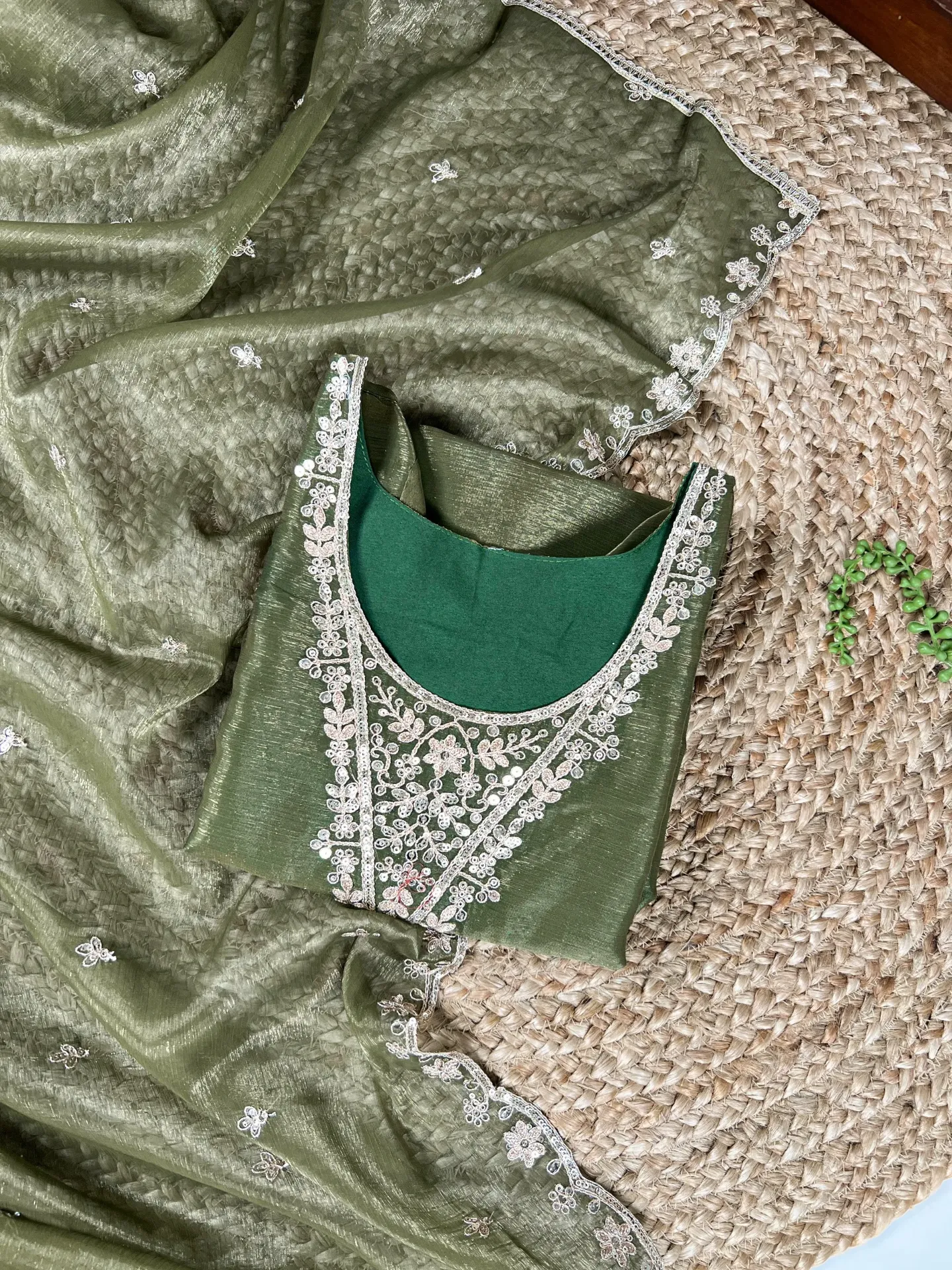 Premium Gold Coin Fabric Sequins and Thread Embroidered Tunic, Plain Maska Cotton Elastic Bottom, and Coordinated Dupatta 3-Piece Suit Set (L)
