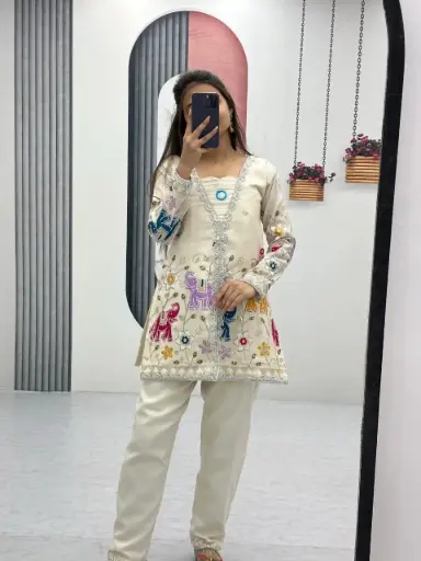Luxury Ivory Shimmer Silk Co-ord Set – Embroidered & Beaded